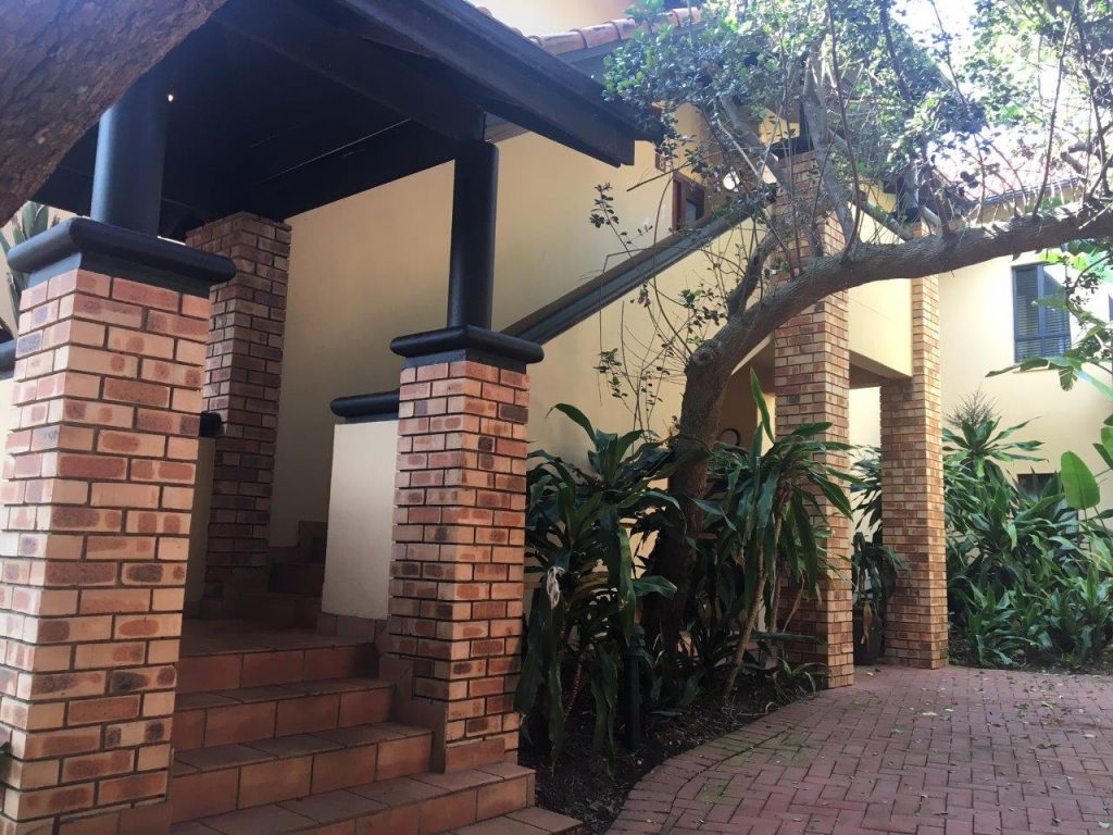 8 Quarme Lodge entrance